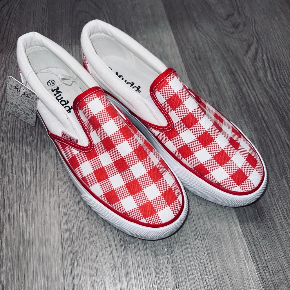 Mudd Shoes Womens 7.5 Toppy Slip On Checkered Comfort White & Red Canvas New